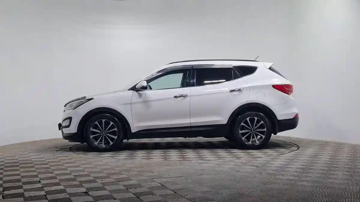 Hyundai Santa Fe 2016 года за 9 290 000 тг. в Алматы