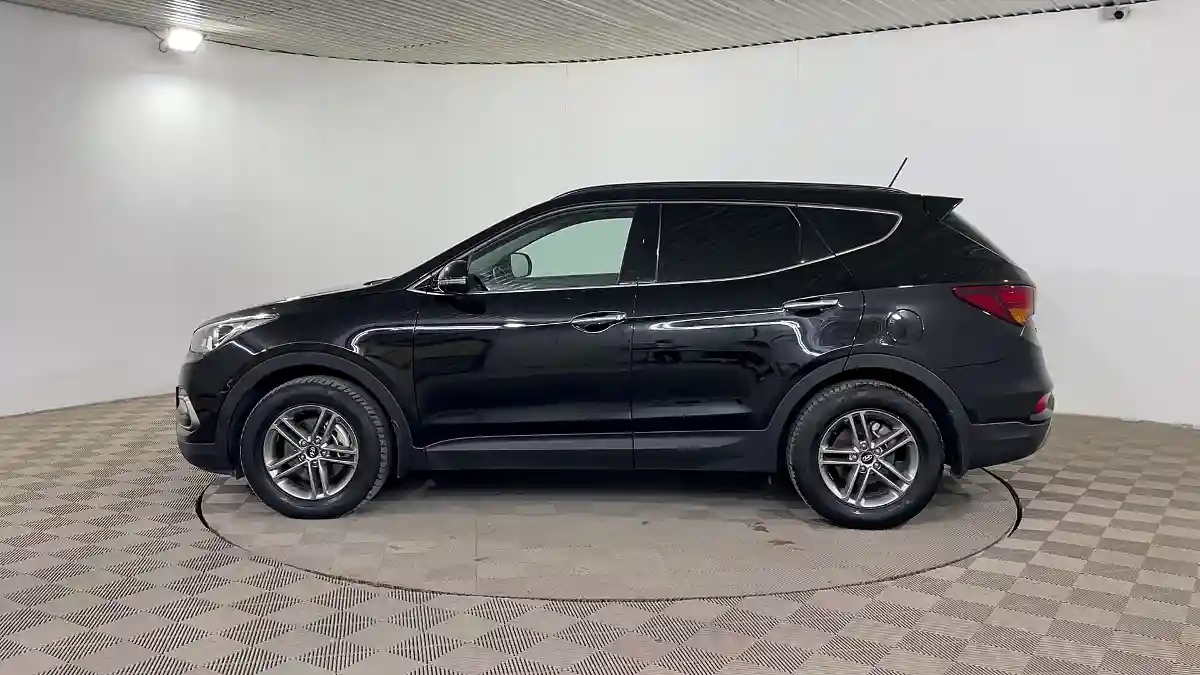 Hyundai Santa Fe 2016 года за 13 617 000 тг. в Шымкент