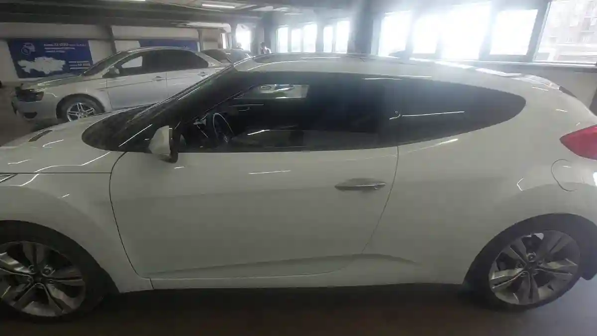 Hyundai Veloster 2012 года за 5 600 000 тг. в Астана