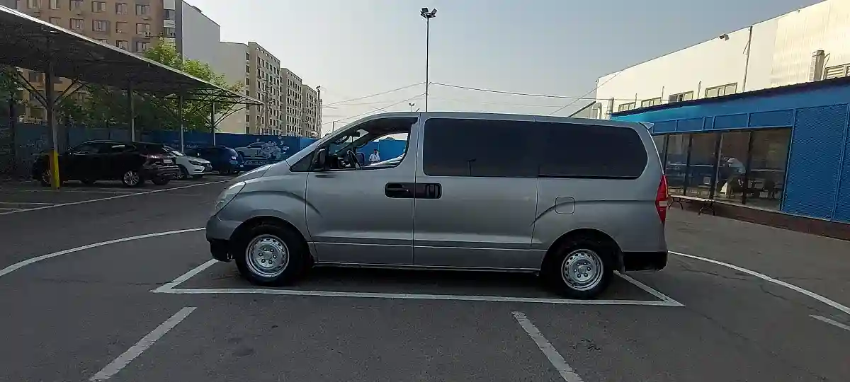 Hyundai H-1 2011 года за 7 000 000 тг. в Алматы