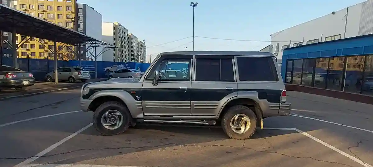 Hyundai Galloper 1999 года за 2 500 000 тг. в Алматы