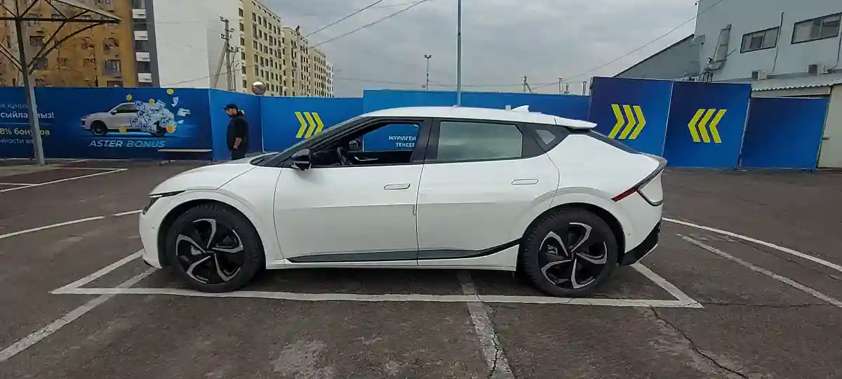 Kia EV6 2022 года за 15 500 000 тг. в Алматы