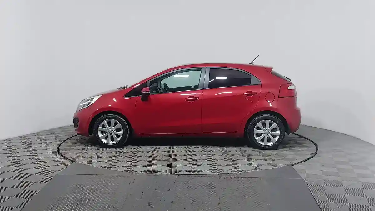 Kia Rio 2013 года за 4 990 000 тг. в Астана