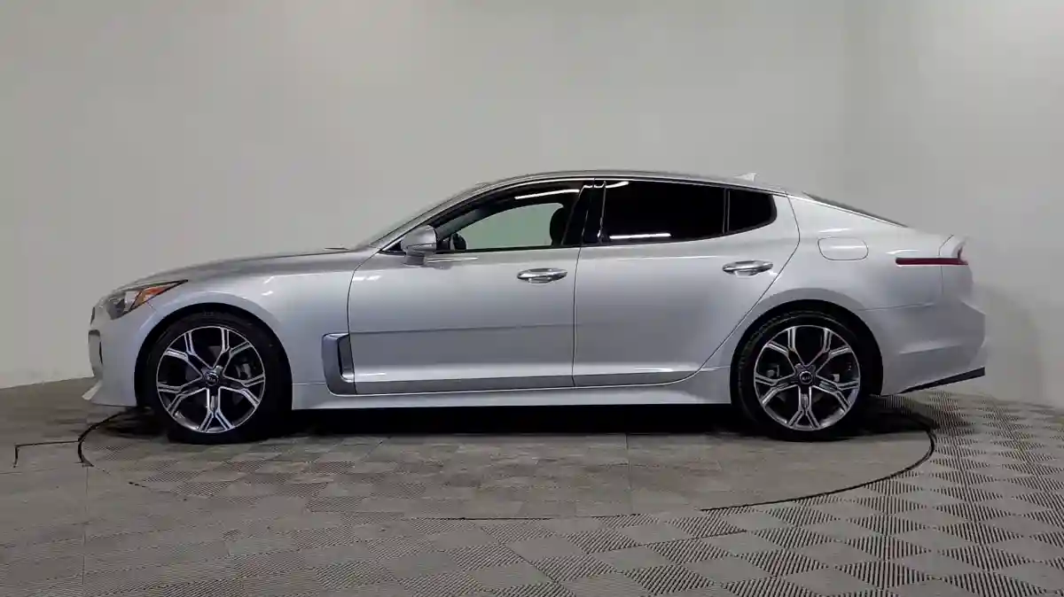 Kia Stinger 2017 года за 11 100 000 тг. в Алматы