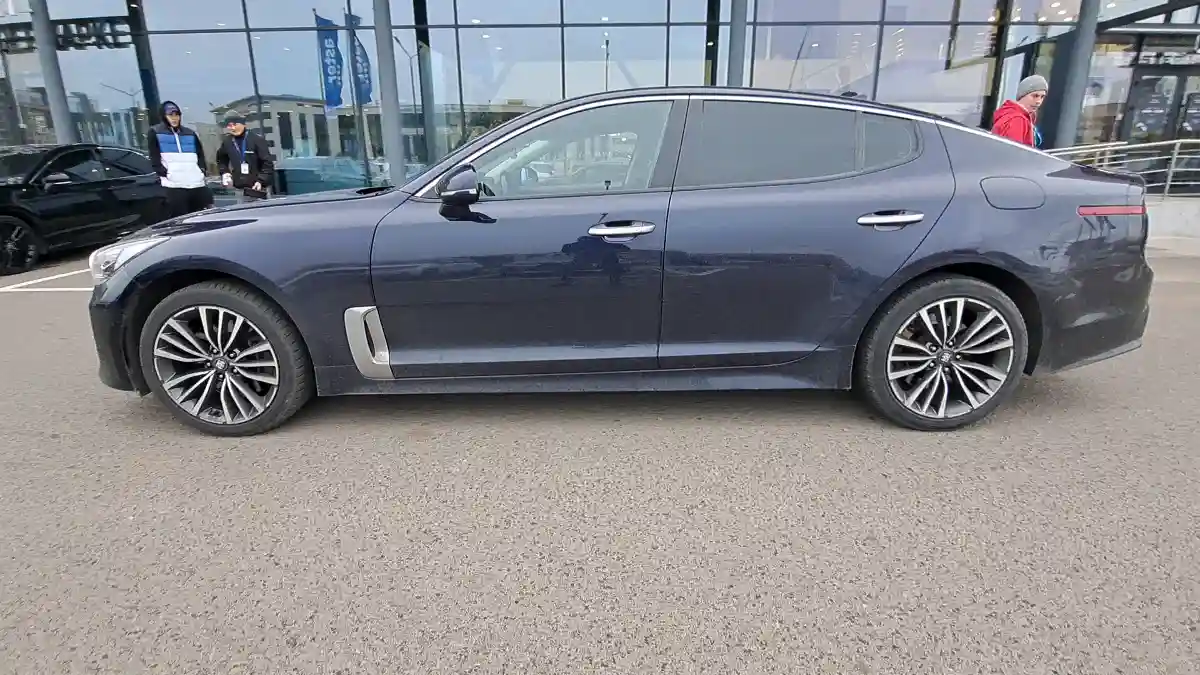 Kia Stinger 2020 года за 14 000 000 тг. в Астана