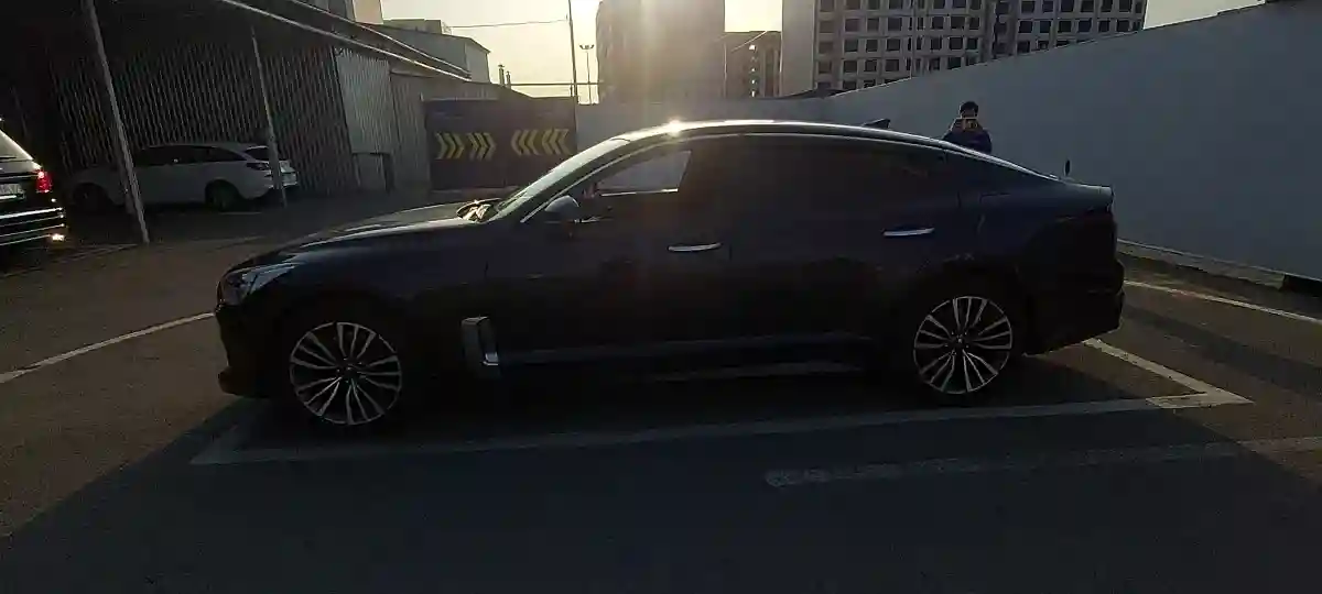 Kia Stinger 2021 года за 16 000 000 тг. в Алматы
