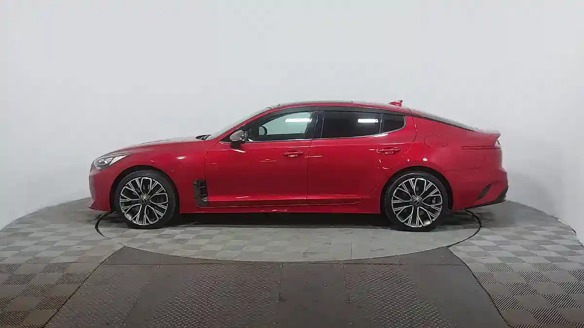 Kia Stinger 2018 года за 12 590 000 тг. в Астана