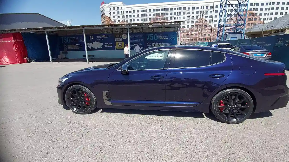 Kia Stinger 2022 года за 20 000 000 тг. в Шымкент