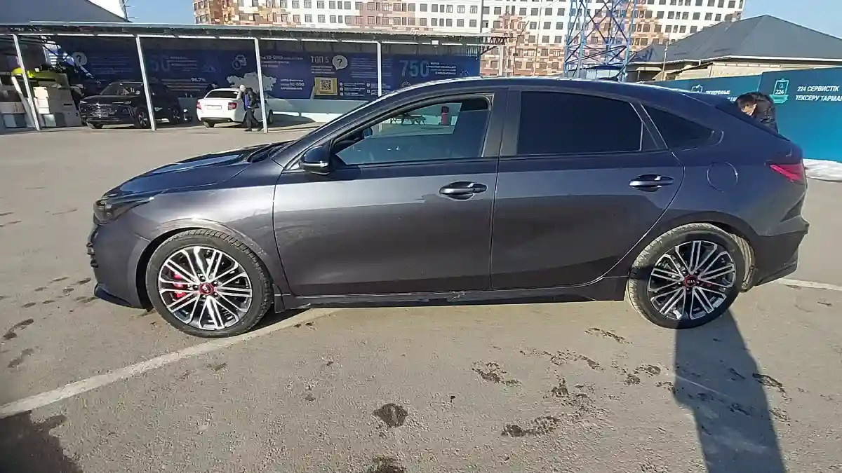 Kia Ceed 2021 года за 11 200 000 тг. в Шымкент