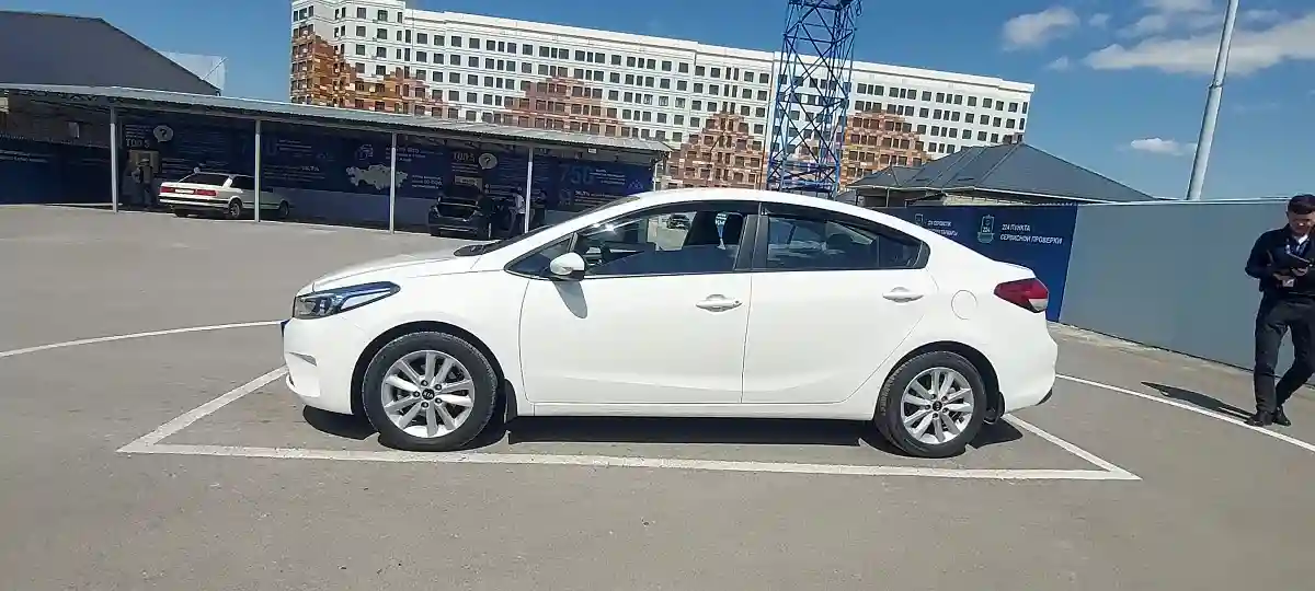 Kia Cerato 2018 года за 8 500 000 тг. в Шымкент