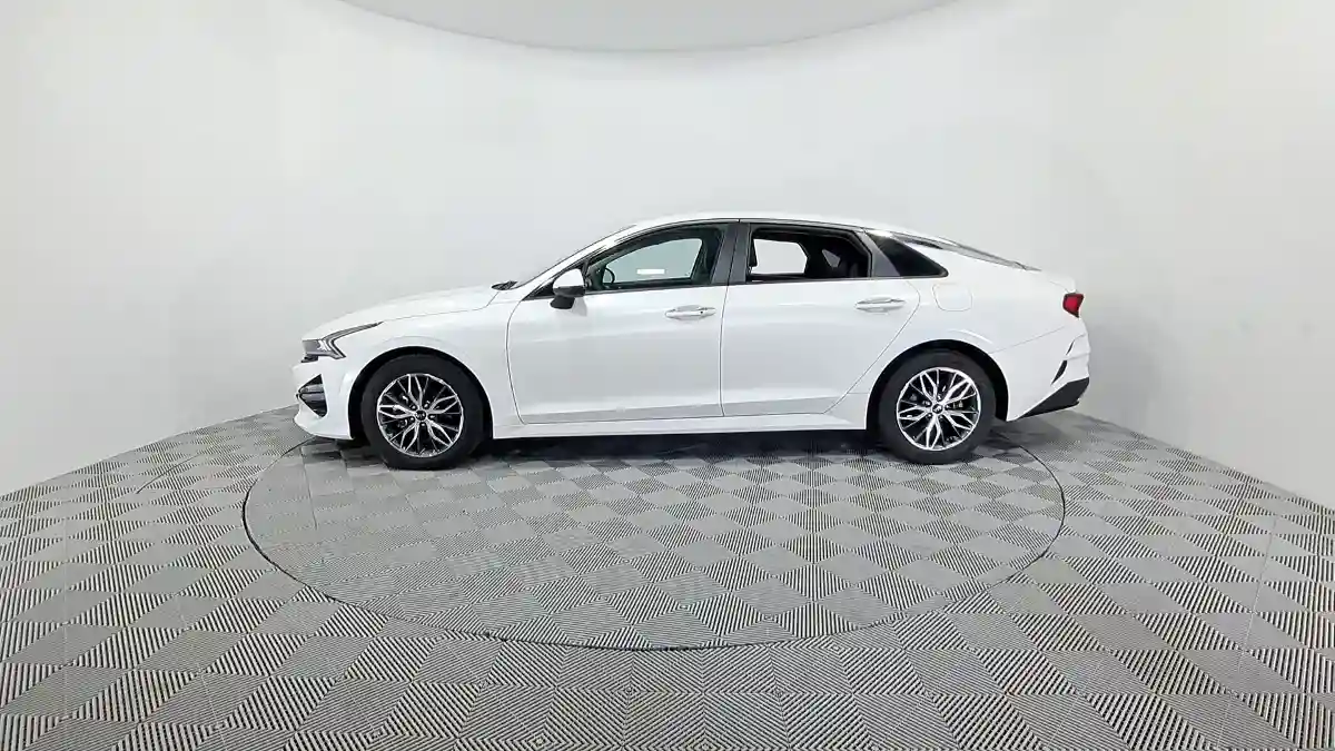 Kia K5 2021 года за 14 362 000 тг. в Астана
