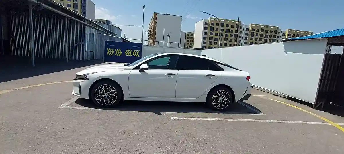 Kia K5 2022 года за 13 000 000 тг. в Алматы