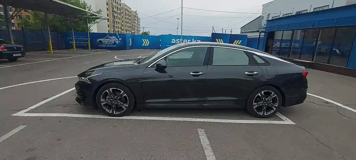 Kia K5 2021 года за 12 000 000 тг. в Алматы