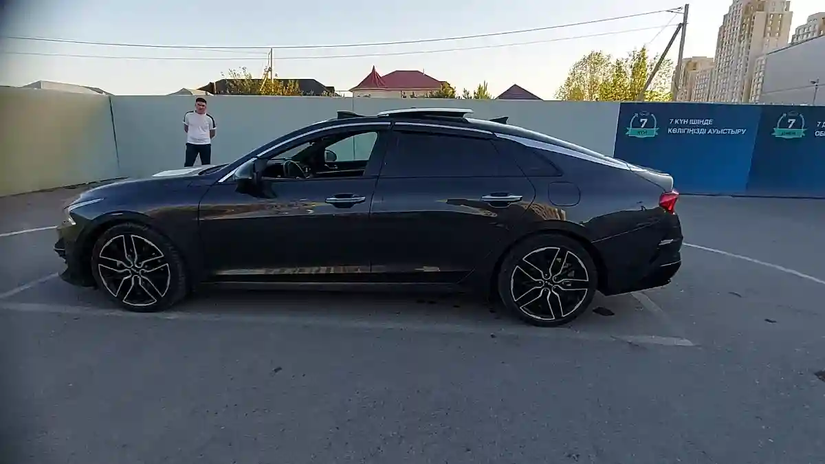 Kia K5 2021 года за 13 500 000 тг. в Шымкент