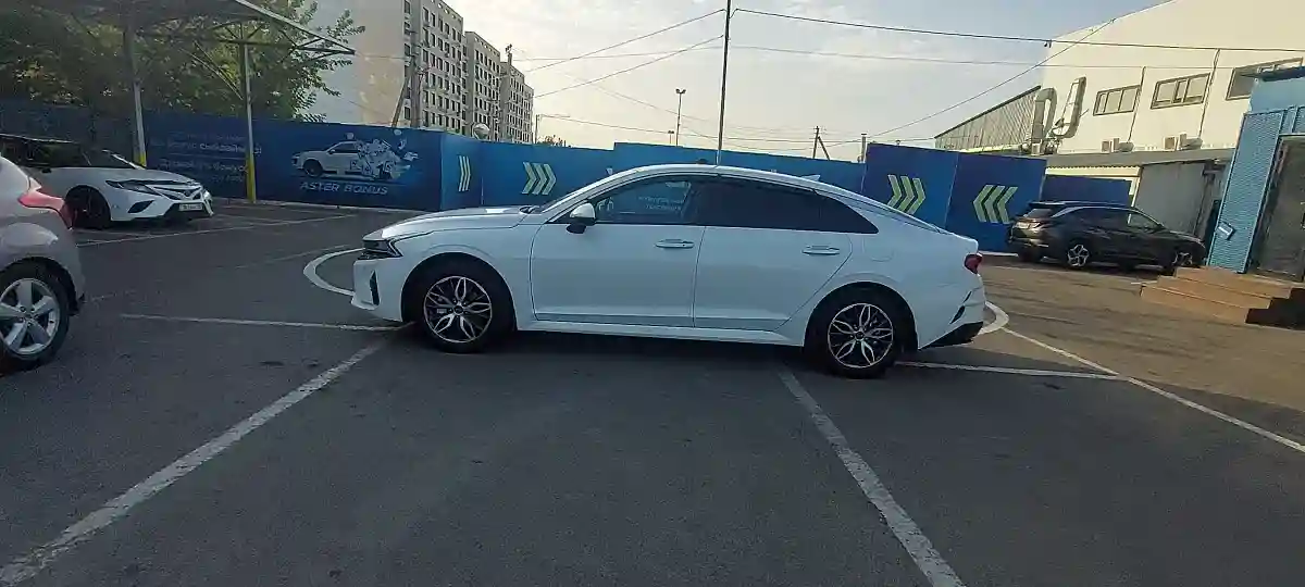 Kia K5 2021 года за 11 000 000 тг. в Алматы