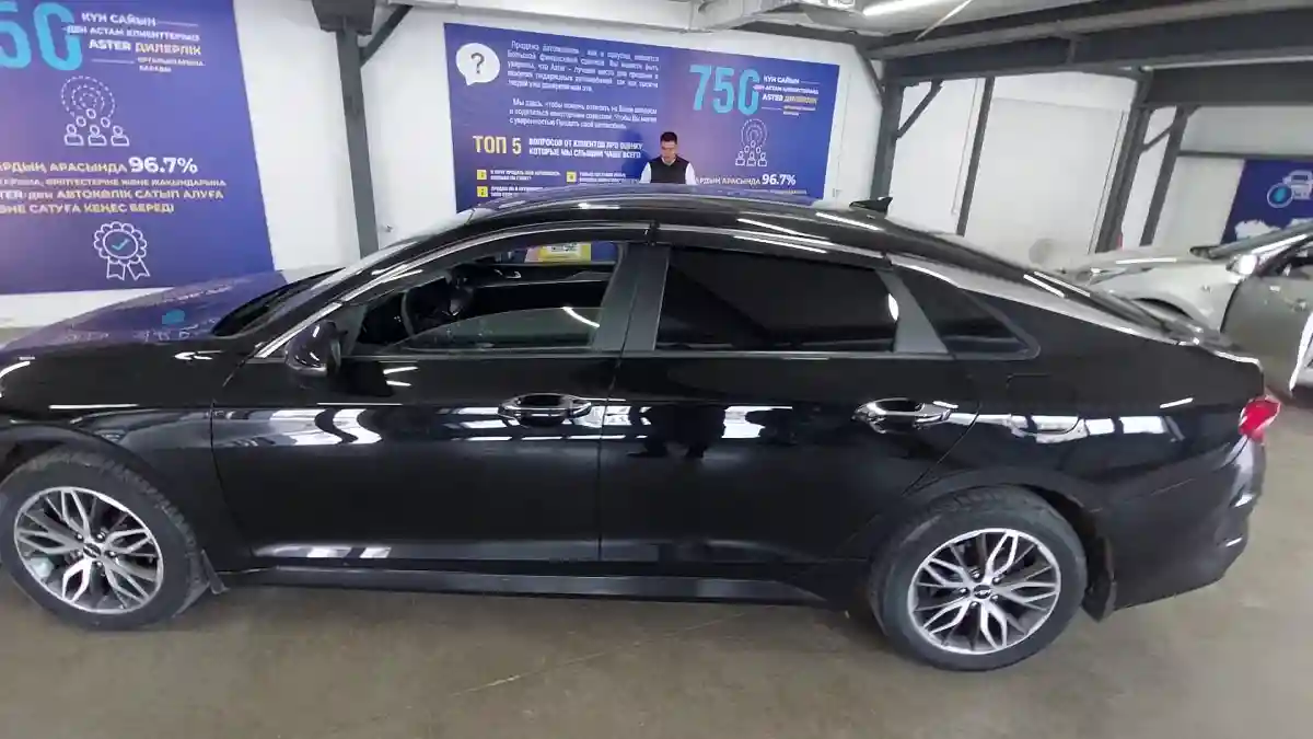 Kia K5 2021 года за 12 000 000 тг. в Астана