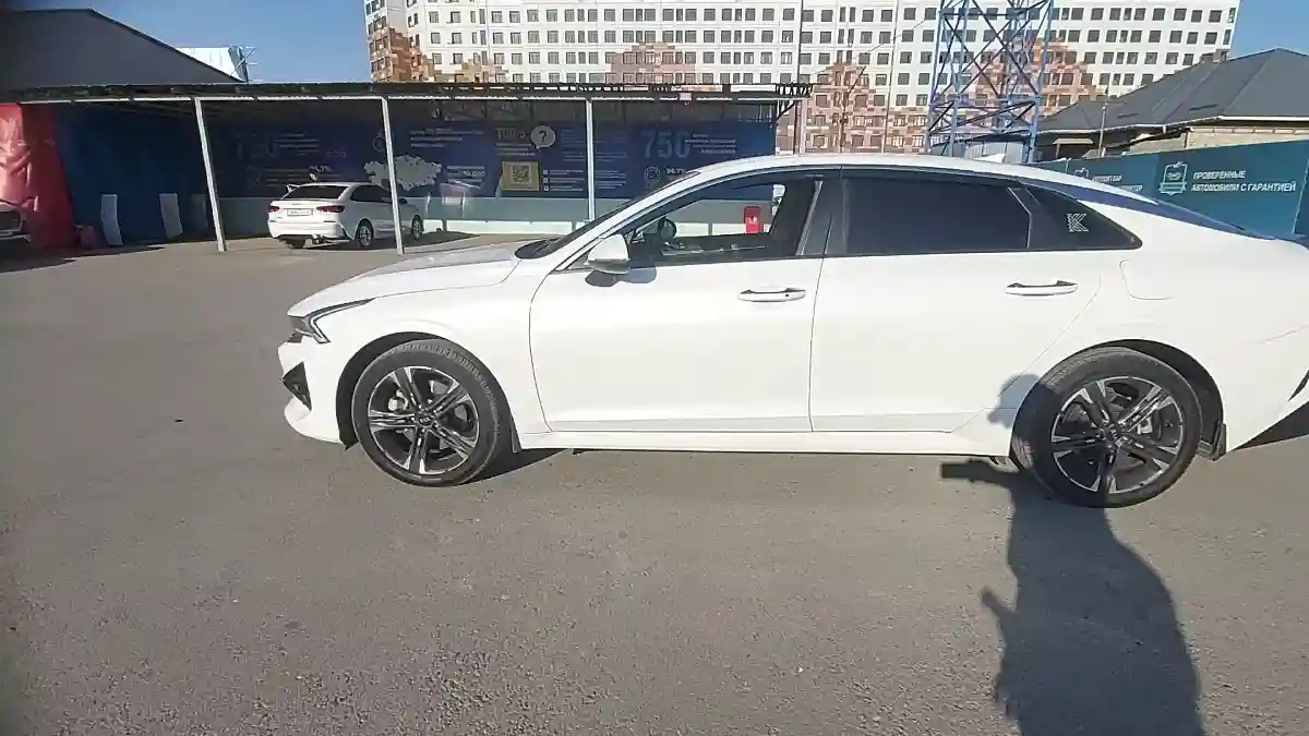 Kia K5 2021 года за 11 000 000 тг. в Шымкент