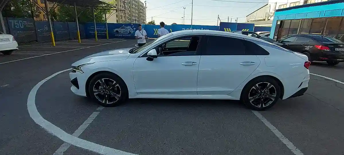 Kia K5 2022 года за 12 500 000 тг. в Алматы