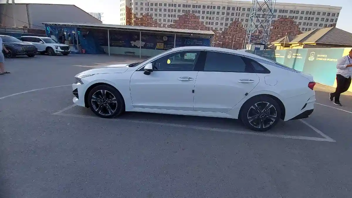 Kia K5 2023 года за 14 500 000 тг. в Шымкент
