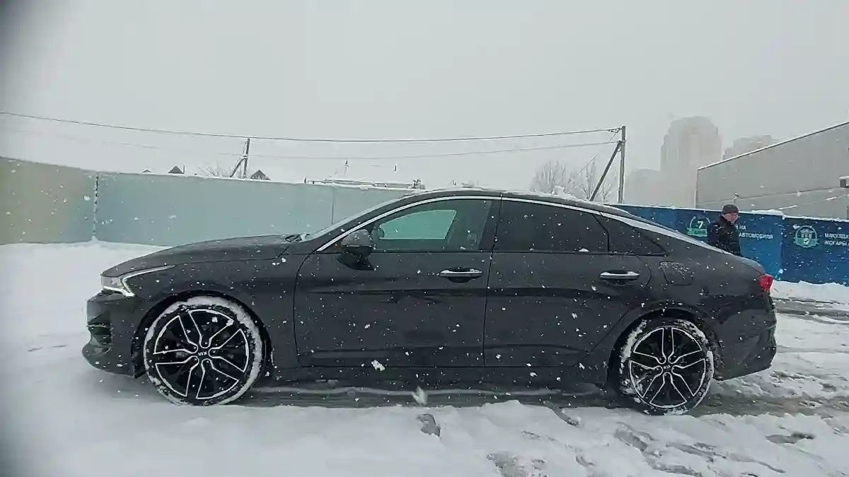Kia K5 2021 года за 12 000 000 тг. в Шымкент