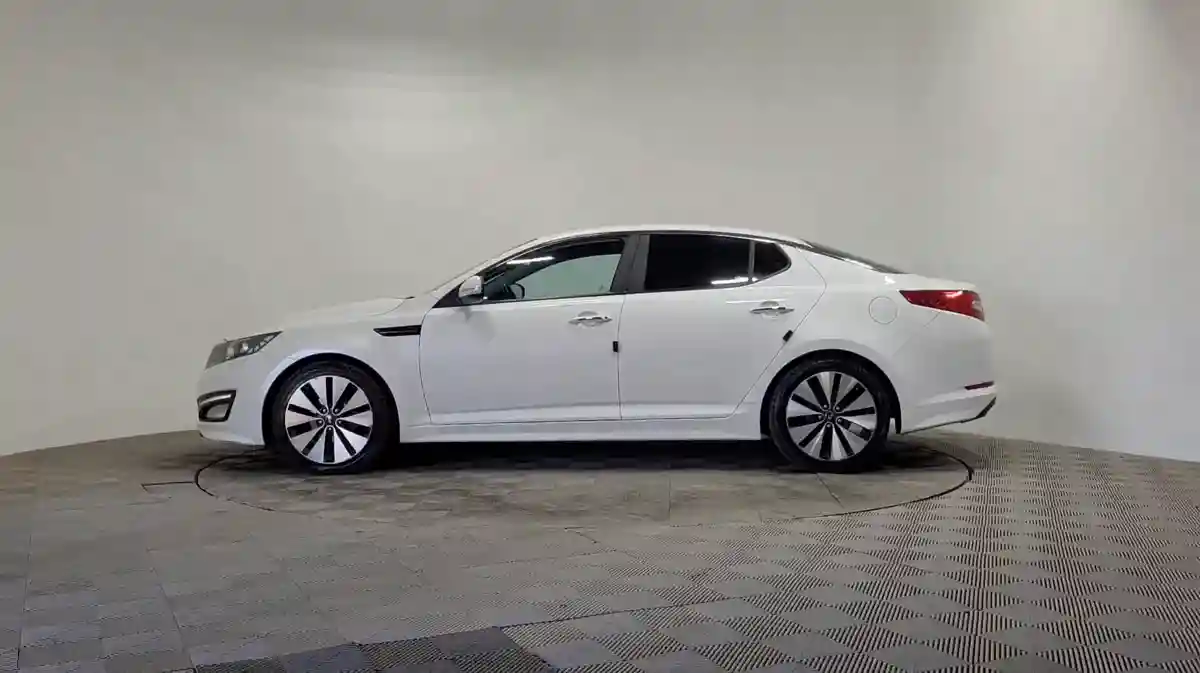 Kia K5 2010 года за 7 500 000 тг. в Алматы