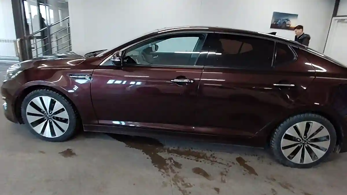 Kia K5 2011 года за 7 500 000 тг. в Астана