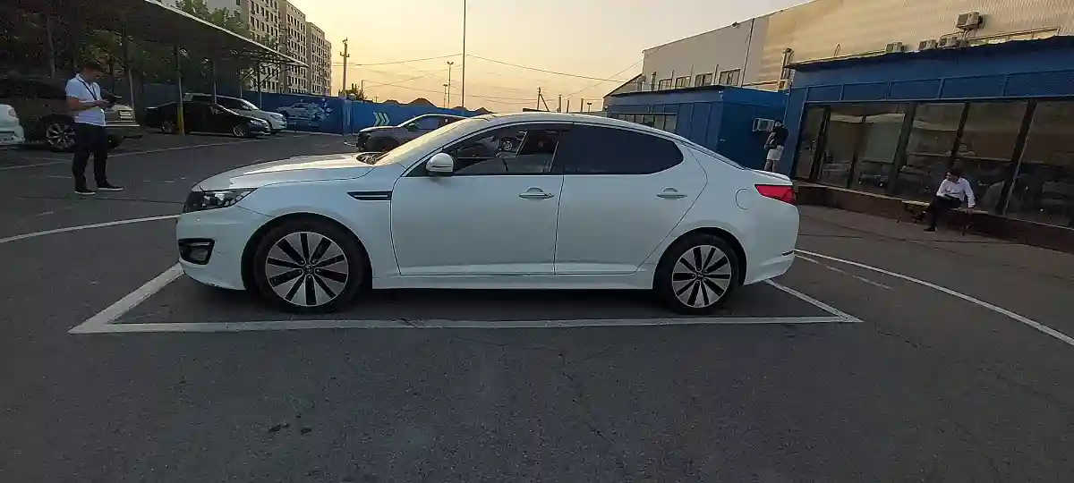 Kia K5 2011 года за 8 500 000 тг. в Алматы
