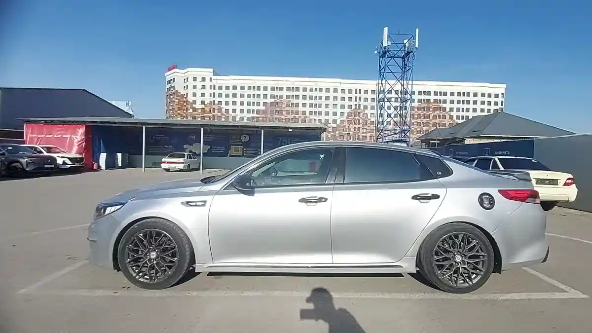 Kia K5 2015 года за 9 500 000 тг. в Шымкент