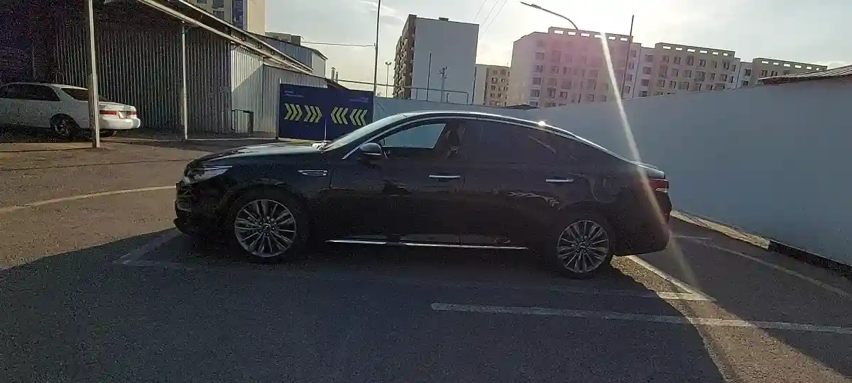 Kia K5 2018 года за 10 500 000 тг. в Алматы