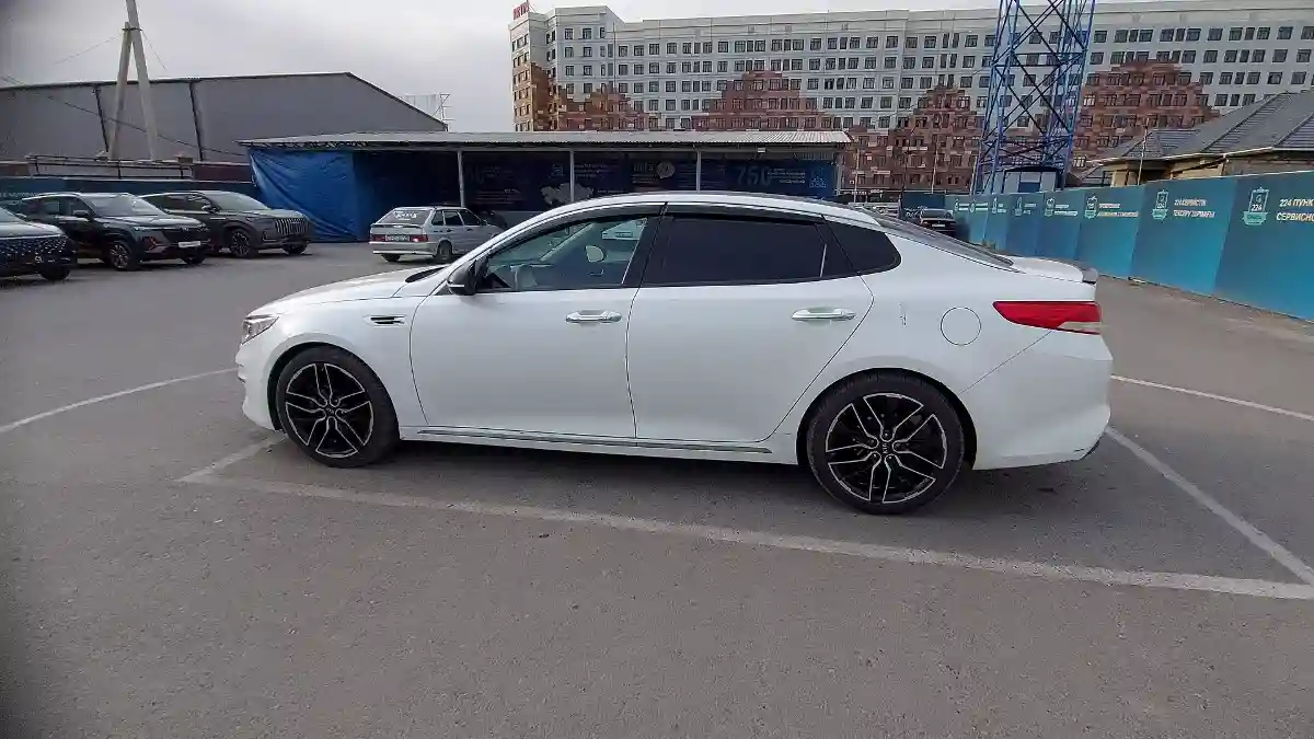 Kia K5 2015 года за 8 300 000 тг. в Шымкент
