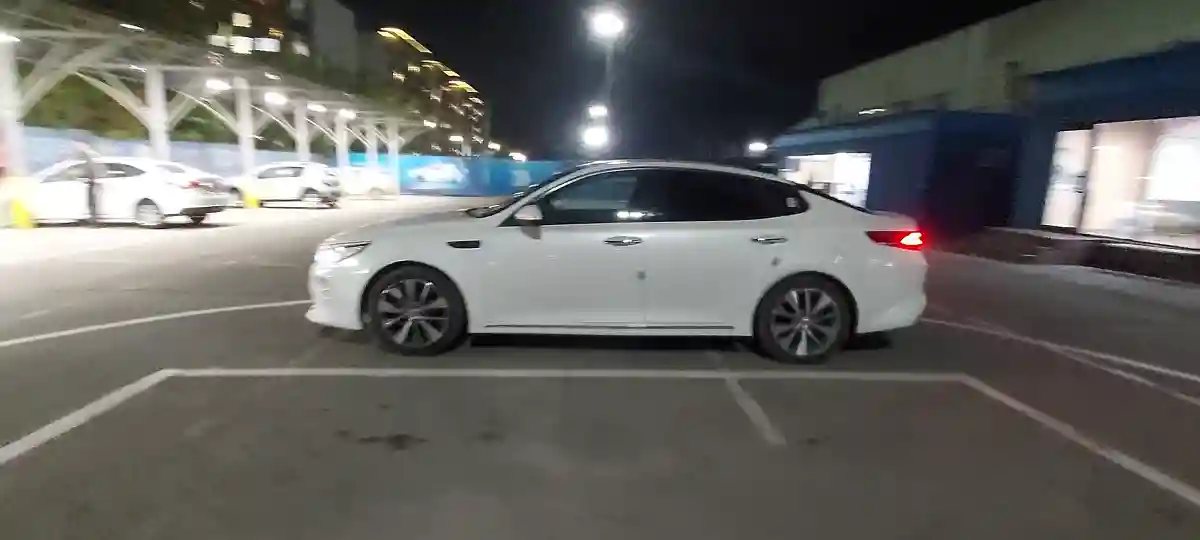 Kia K5 2019 года за 8 700 000 тг. в Алматы