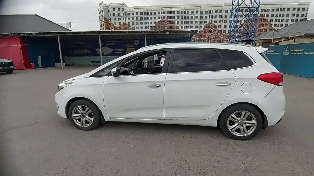 Kia Carens 2013 года за 6 000 000 тг. в Шымкент