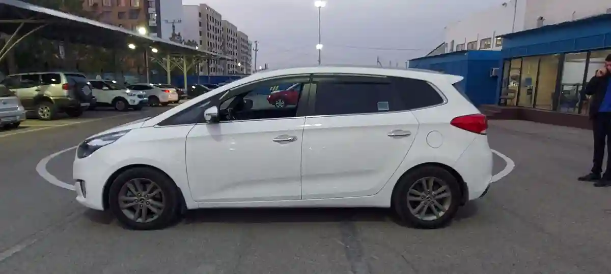 Kia Carens 2013 года за 7 000 000 тг. в Алматы