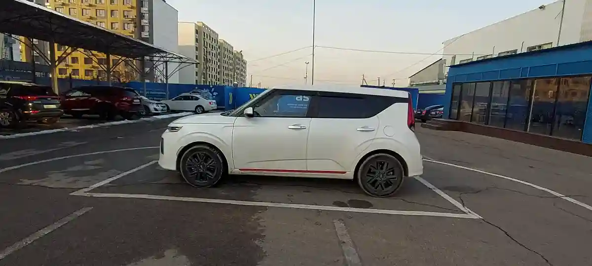 Kia Soul 2021 года за 10 000 000 тг. в Алматы