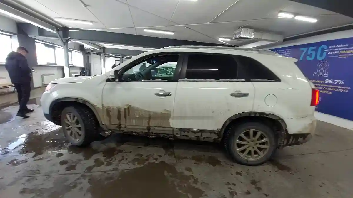 Kia Sorento 2012 года за 8 000 000 тг. в Астана