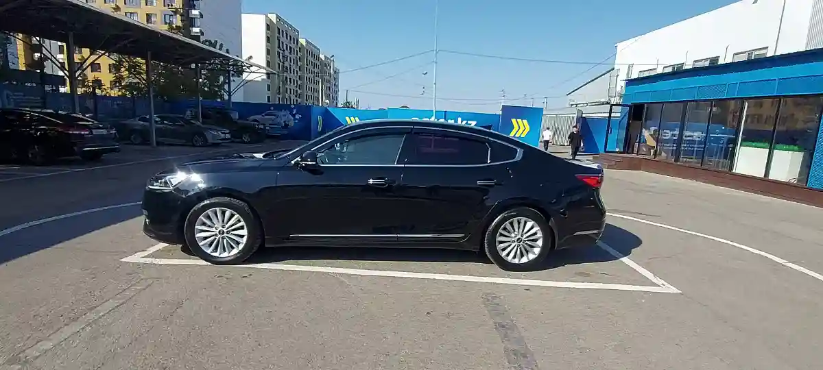 Kia K7 2017 года за 11 000 000 тг. в Алматы