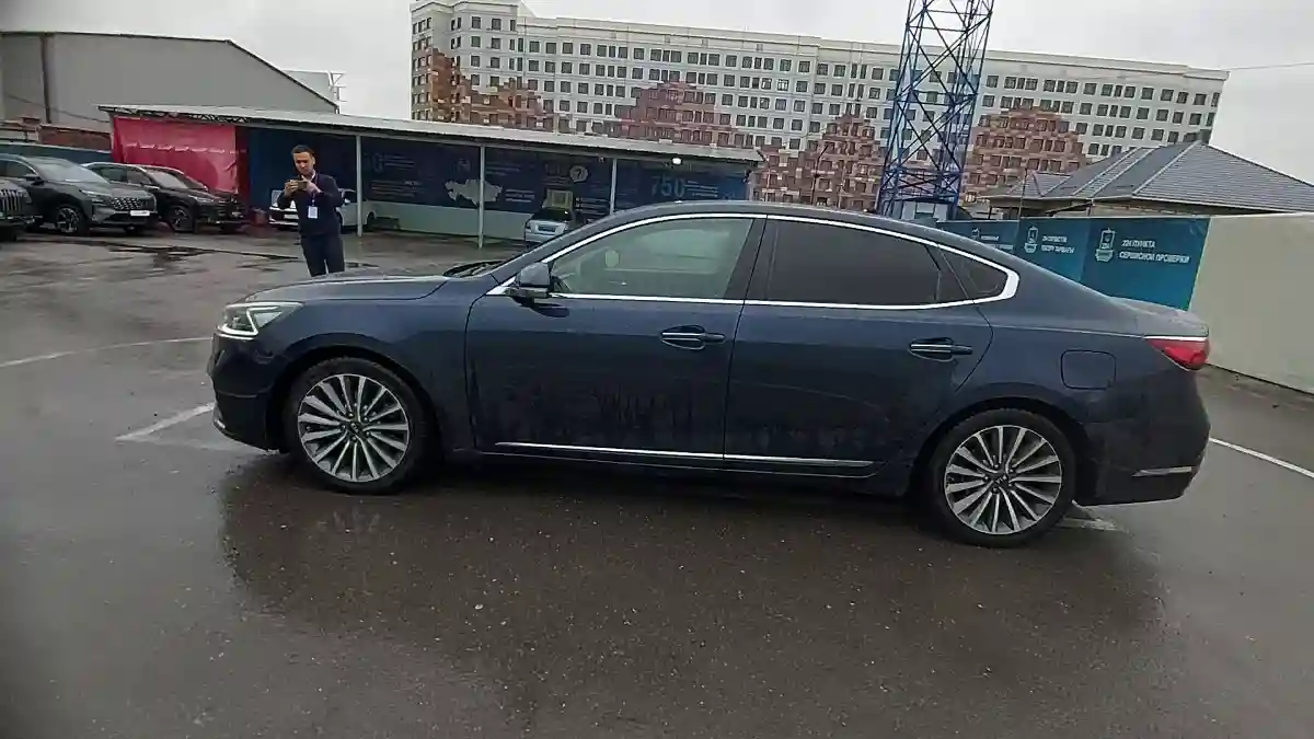 Kia K7 2018 года за 9 800 000 тг. в Шымкент