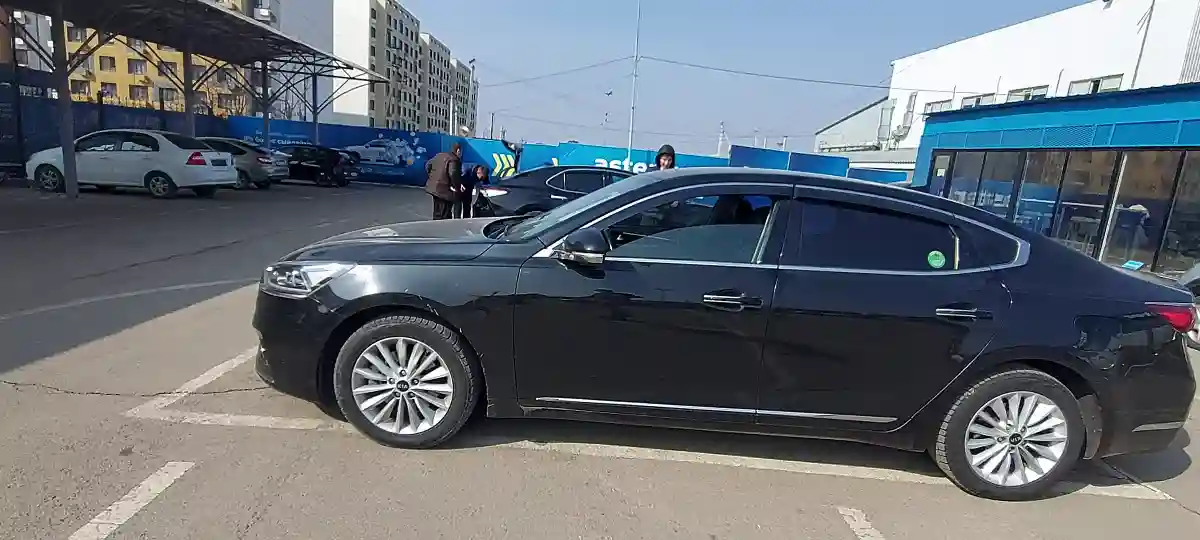 Kia K7 2019 года за 9 500 000 тг. в Алматы