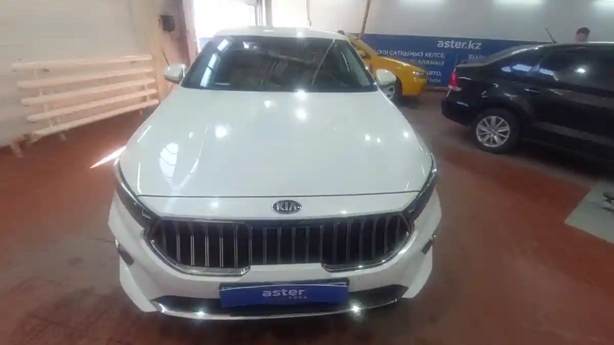 Kia K7 2021 года за 17 000 000 тг. в Астана