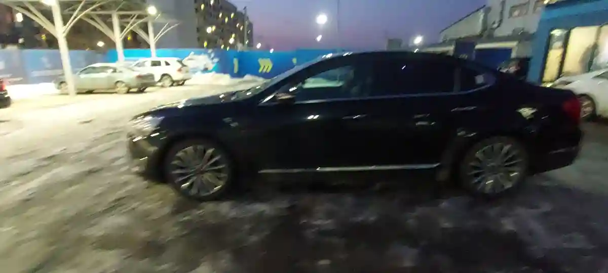 Kia K7 2014 года за 9 500 000 тг. в Алматы