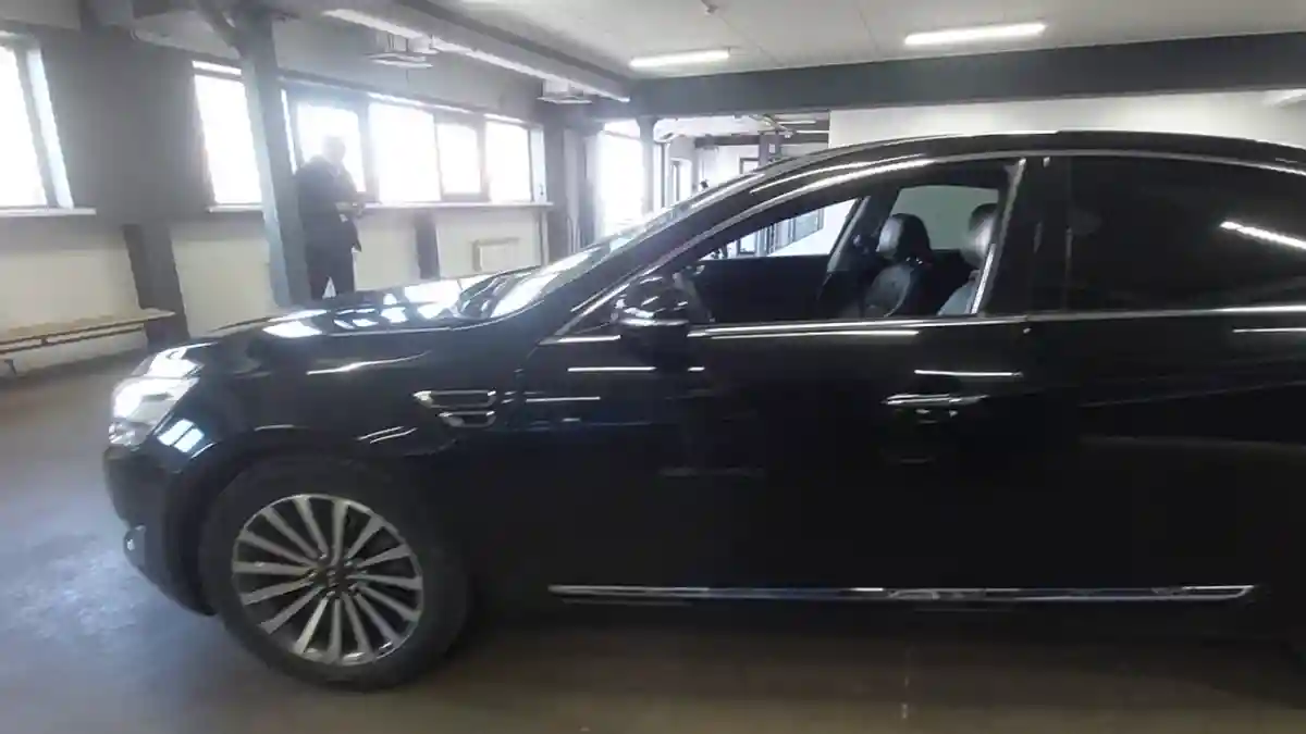 Kia K7 2015 года за 9 000 000 тг. в Астана