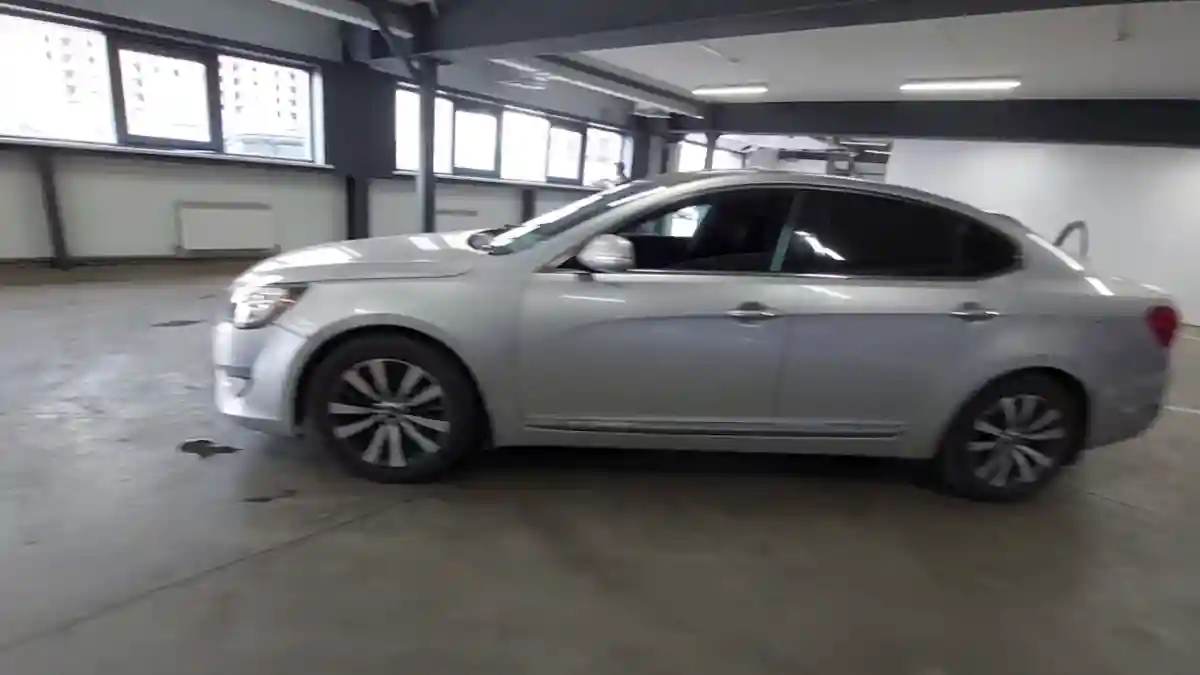 Kia Cadenza 2012 года за 6 500 000 тг. в Астана