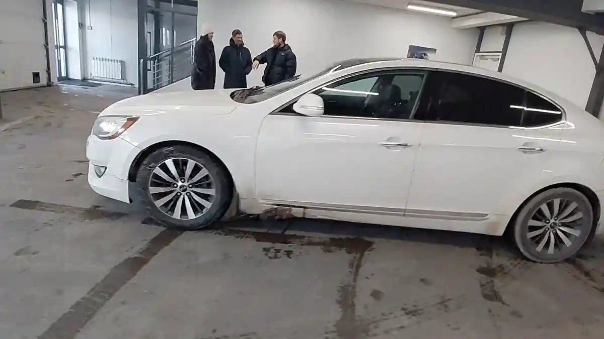 Kia Cadenza 2013 года за 6 000 000 тг. в Астана