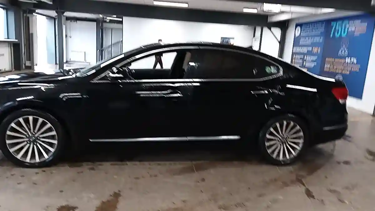 Kia K7 2011 года за 7 800 000 тг. в Астана