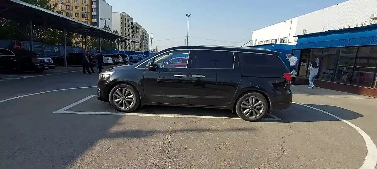 Kia Carnival 2019 года за 10 500 000 тг. в Алматы