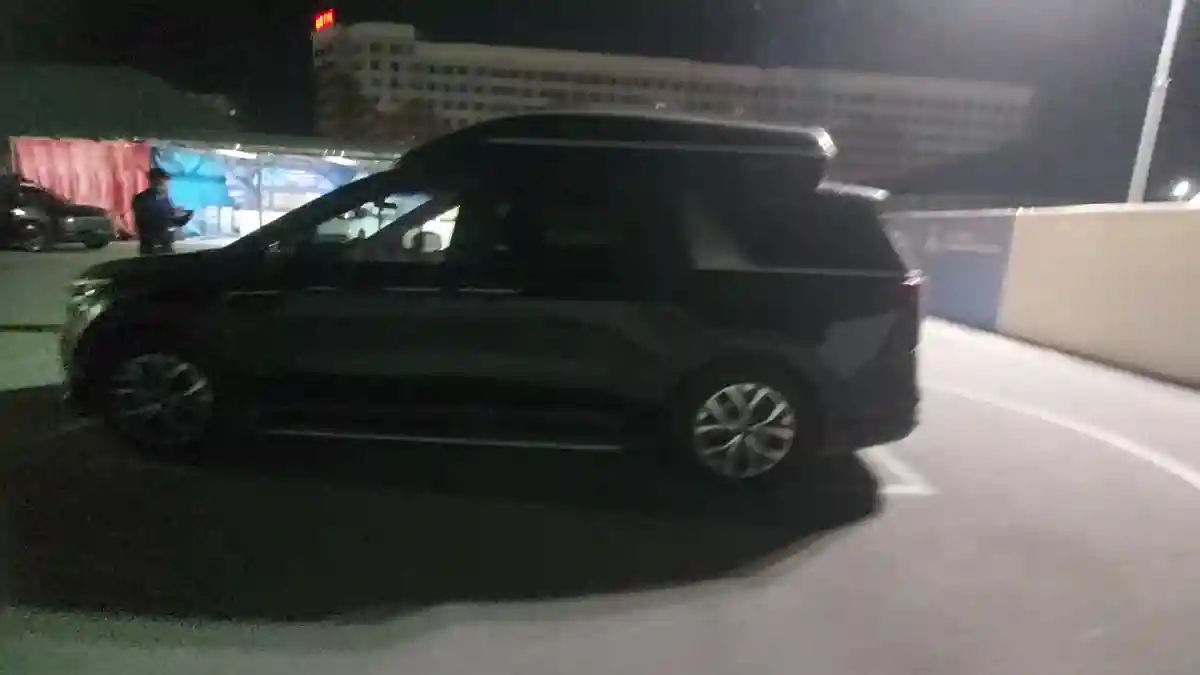 Kia Carnival 2022 года за 21 000 000 тг. в Шымкент