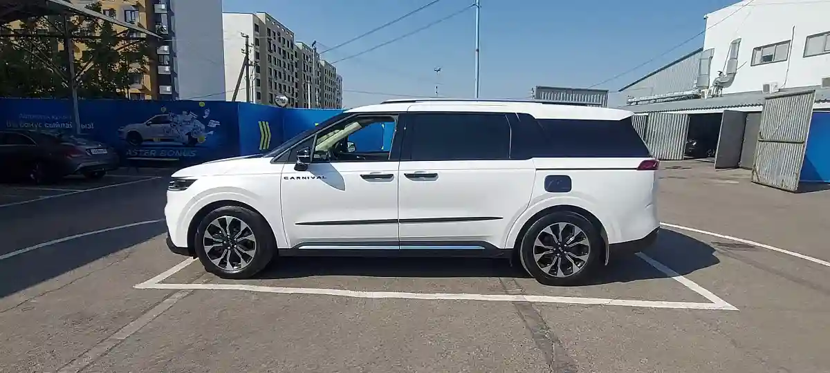 Kia Carnival 2021 года за 20 000 000 тг. в Алматы