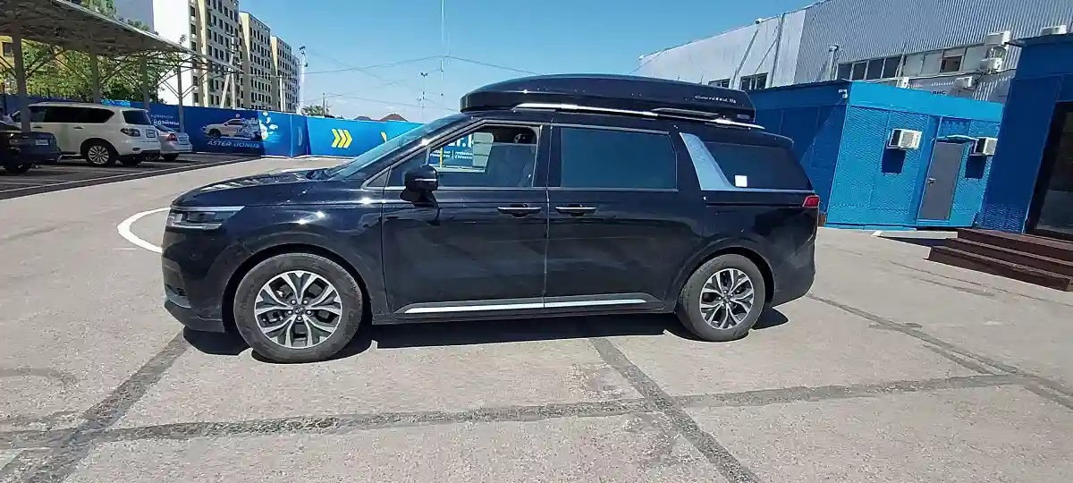 Kia Carnival 2021 года за 21 300 000 тг. в Алматы