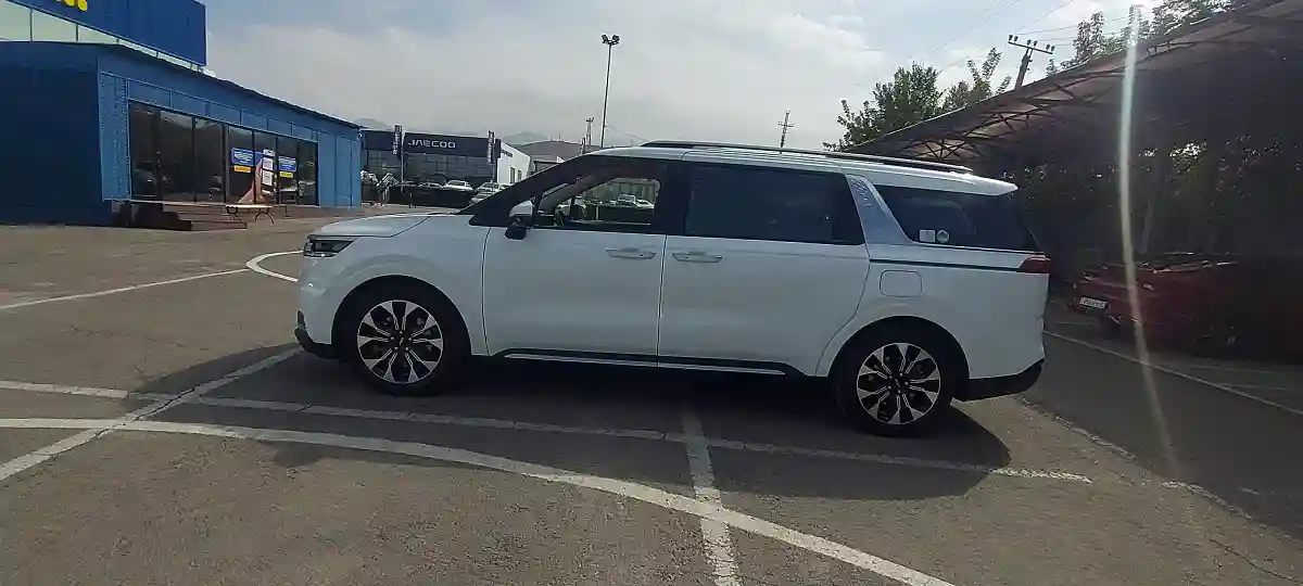 Kia Carnival 2022 года за 19 000 000 тг. в Алматы