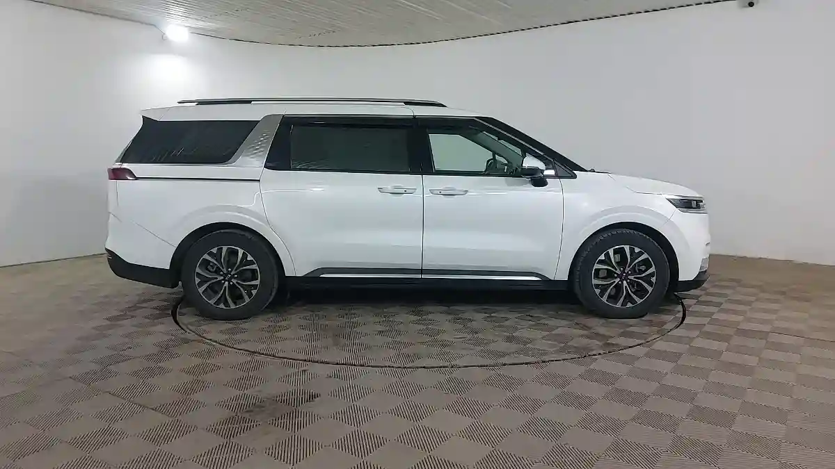 Kia Carnival 2021 года за 16 990 000 тг. в Шымкент